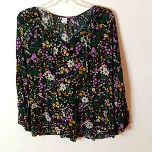 Old Navy women's floral size Medium long sleeve blouse.